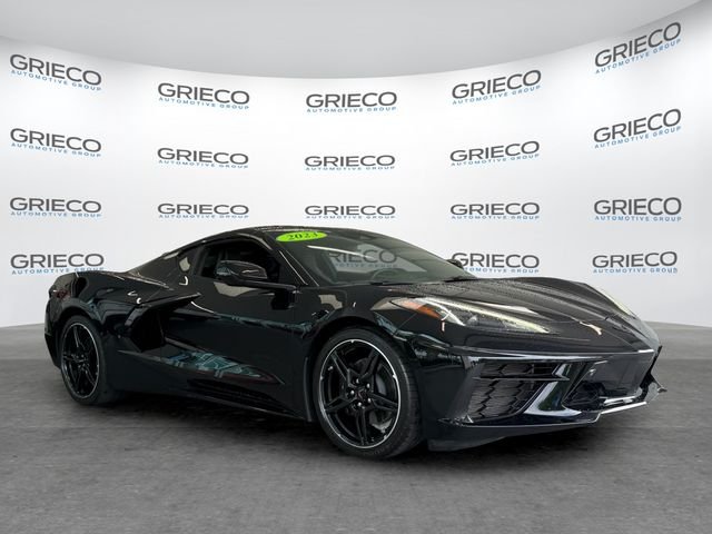 2025 Chevrolet Corvette Stingray Coupe 2LT's photo