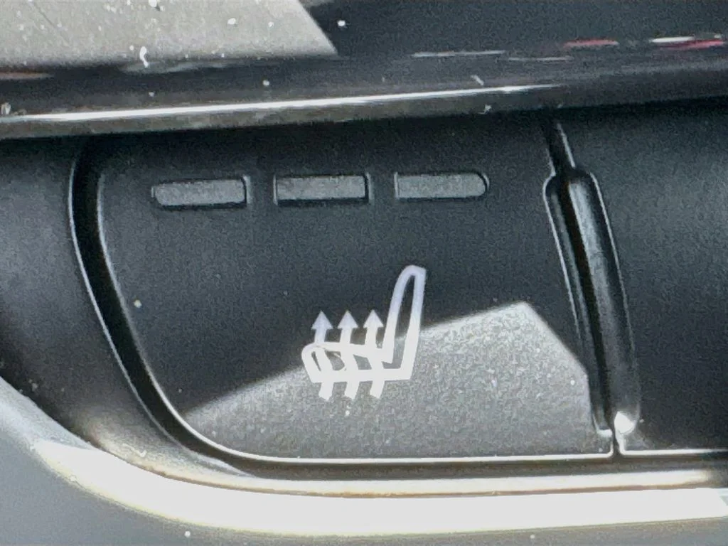 Used 2019 Red MINI Signature image 25