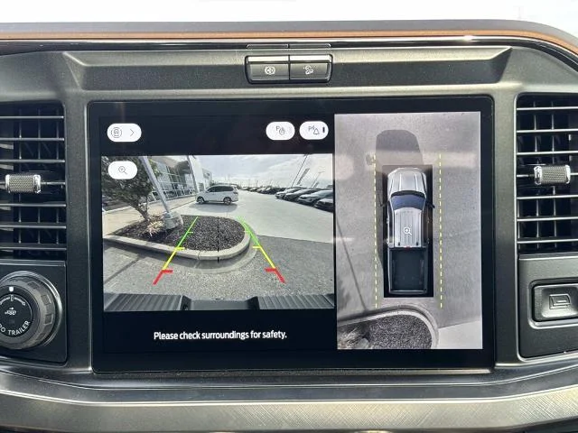 New 2026 Star White Metallic Tri-Coat Ford F-250® King Ranch® image 24