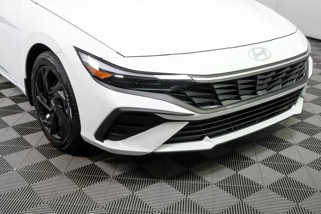 New 2026 Serenity White Hyundai SEL Sport image 14