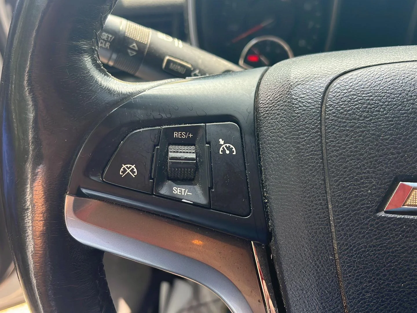 Used 2015 SUMMIT WHITE Chevrolet LT image 10
