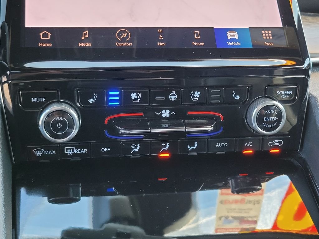 Used 2023 Gray Jeep Overland 4xe image 21