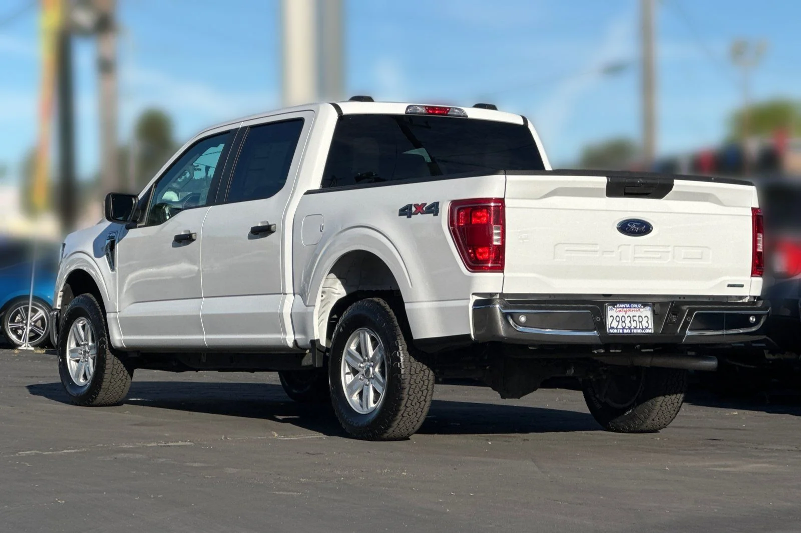 Used 2023 Oxford White Ford XLT image 29