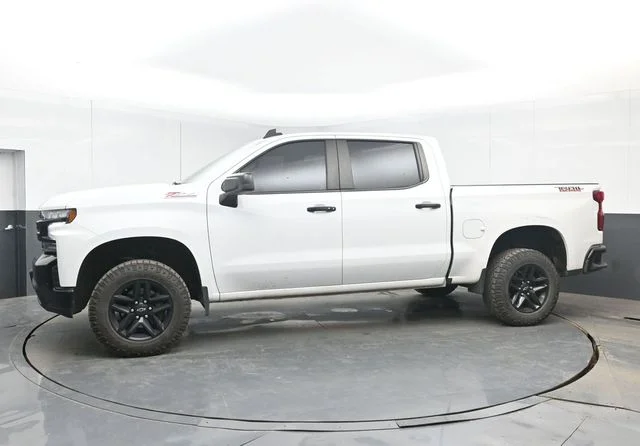 Used 2021 Summit White Chevrolet LT Trail Boss image 6