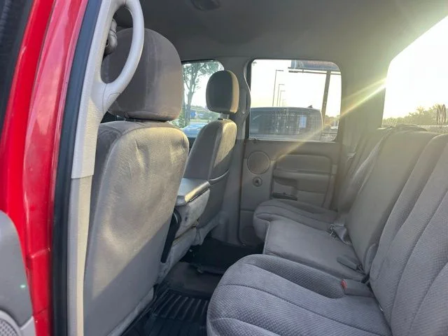Used 2003  Dodge  image 9