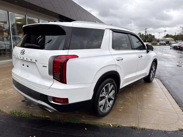 Used 2020 White Hyundai SEL image 23