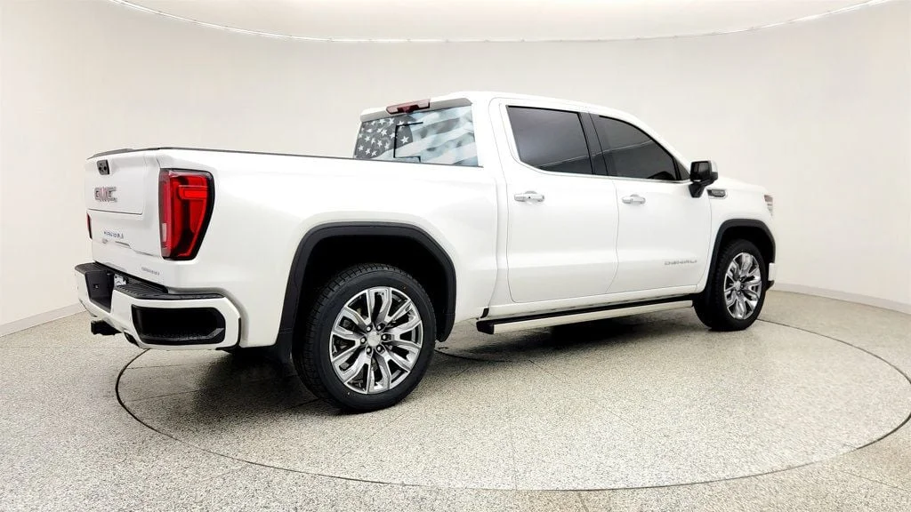 Used 2023 White Frost Tricoat GMC 4WD Crew Cab 147