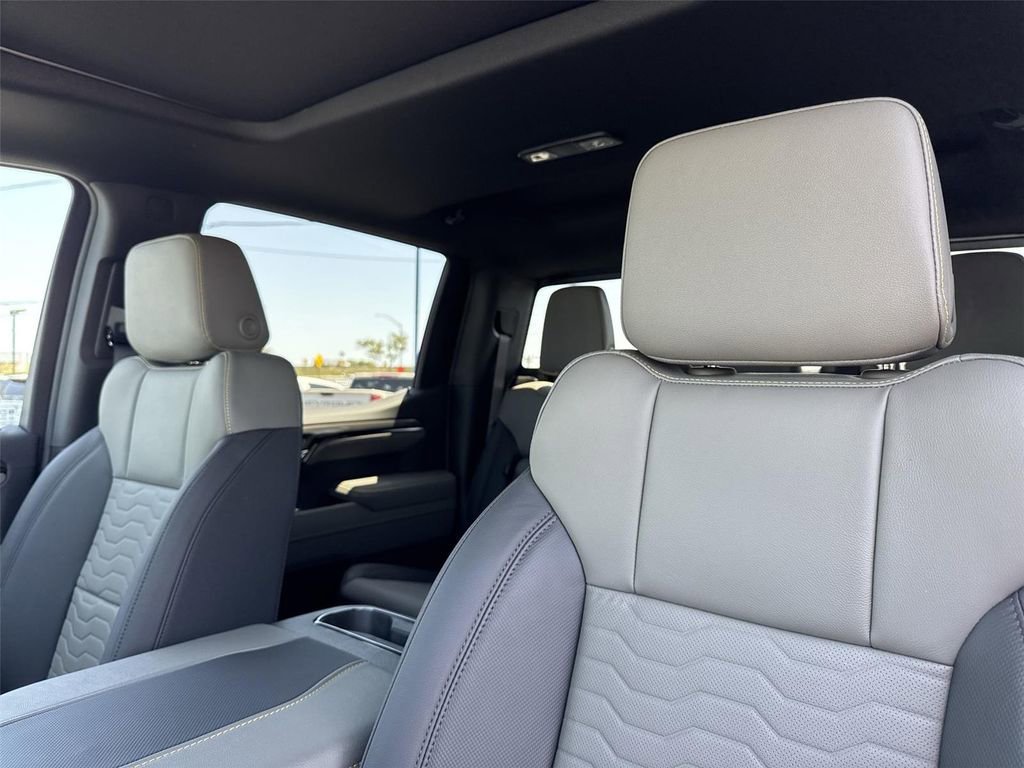2026 Chevrolet Silverado 1500 ZR2 - Photo 25