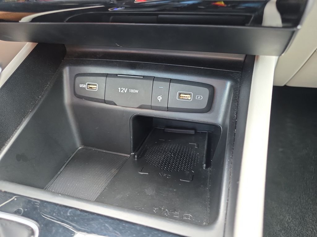 Used 2024 White Pearl Hyundai SEL image 26