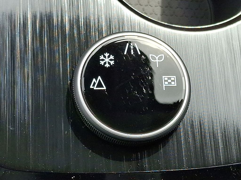 2026 Nissan Rogue — photo 16