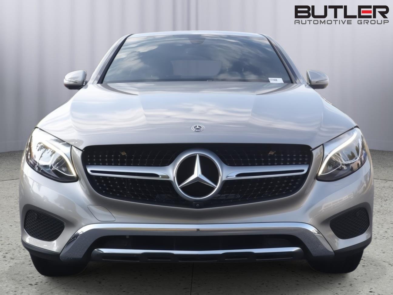 Used 2019 Mojave Silver Metallic Mercedes-Benz GLC 300 image 2