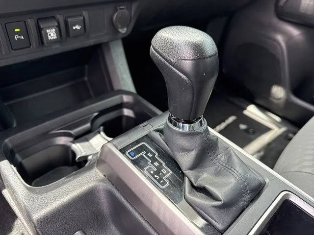 Used 2023 Blue Toyota SR5 image 6