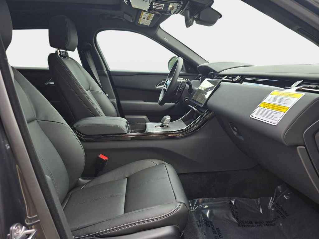 New 2026 Carpathian Grey LAND ROVER  image 10