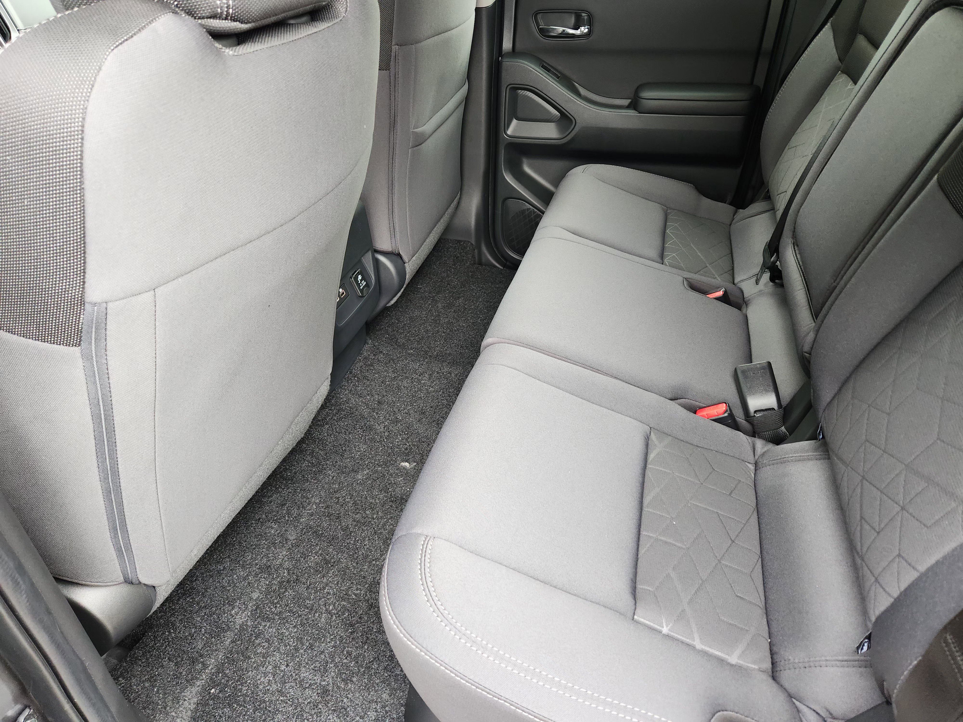 New 2026 Gun Metallic Nissan Crew Cab SV image 28