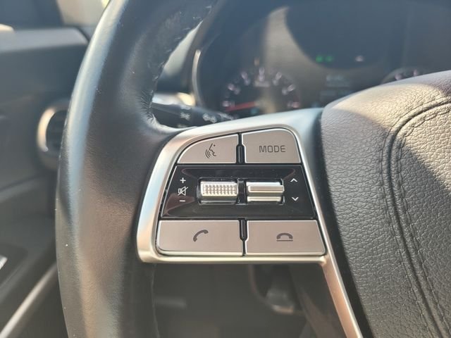 Used 2022 Green Kia EX image 28