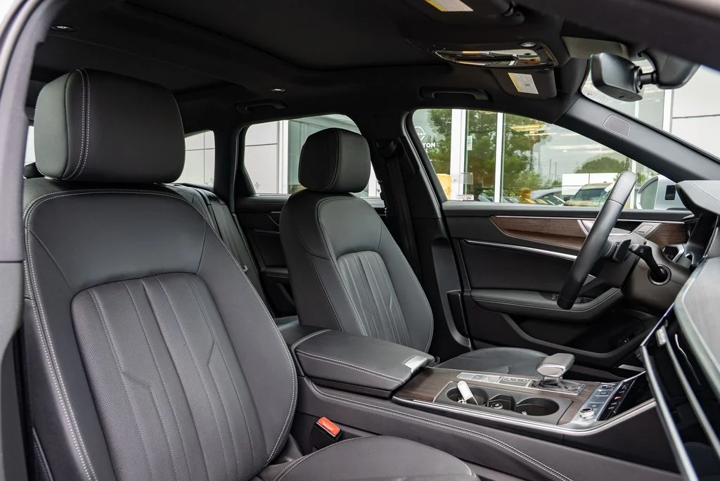 Used 2024  Audi Premium Plus image 29