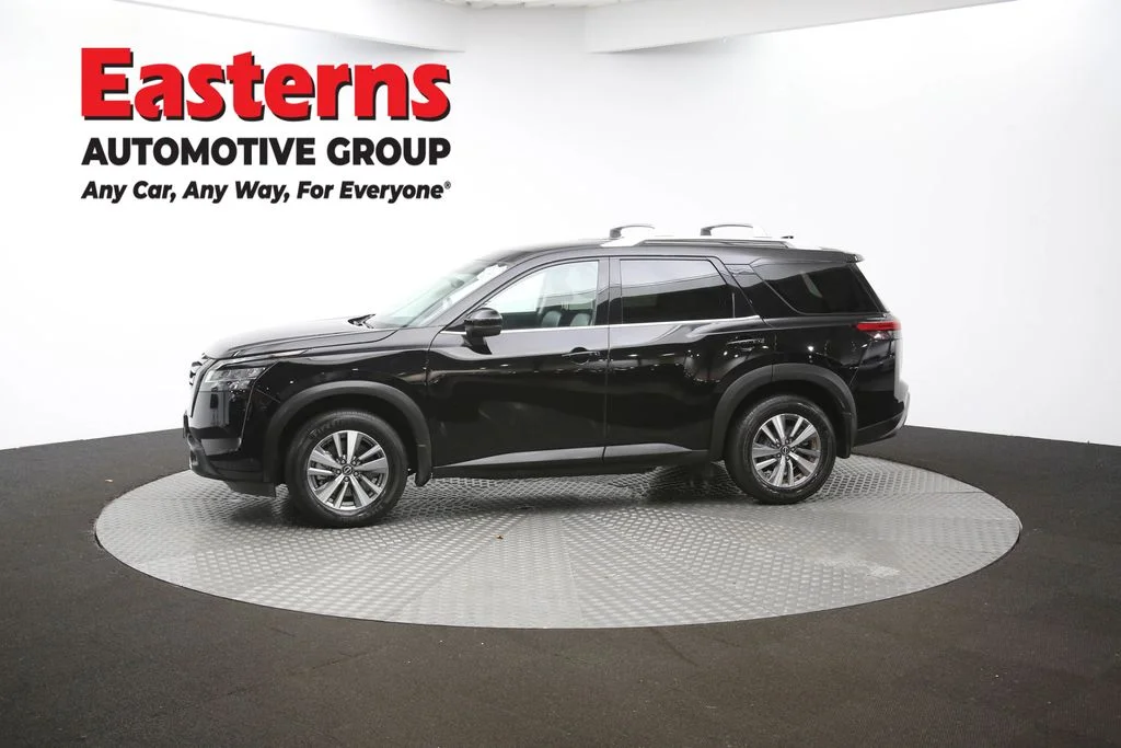 Used 2023 Black Nissan SL image 58
