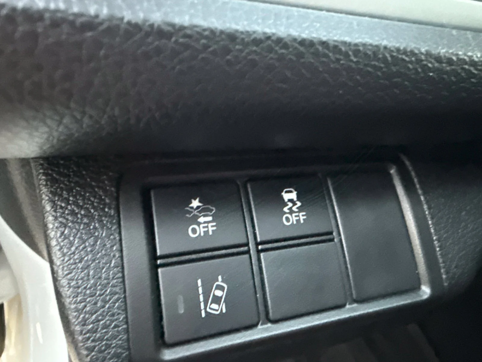 Used 2019 White Honda EX image 10