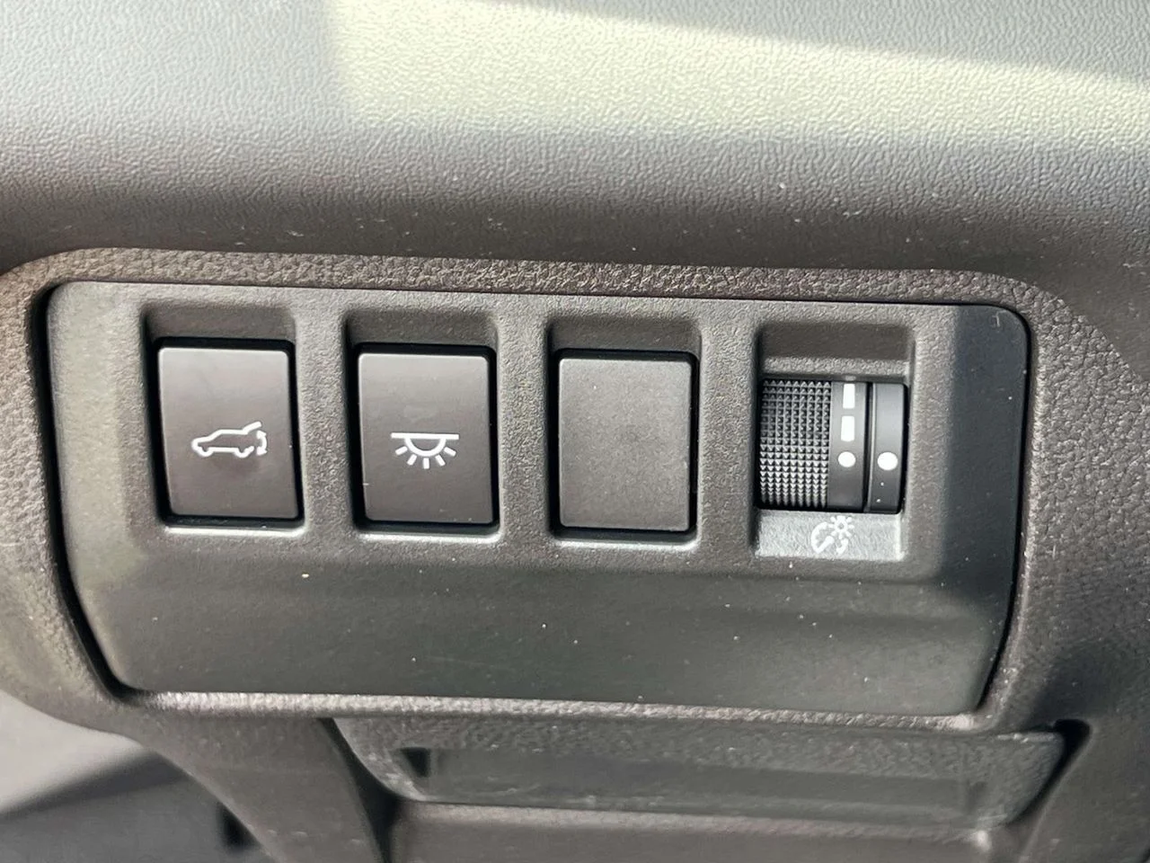 Used 2023 Cosmic Blue Pearl Subaru Onyx Edition 7-Passenger image 35