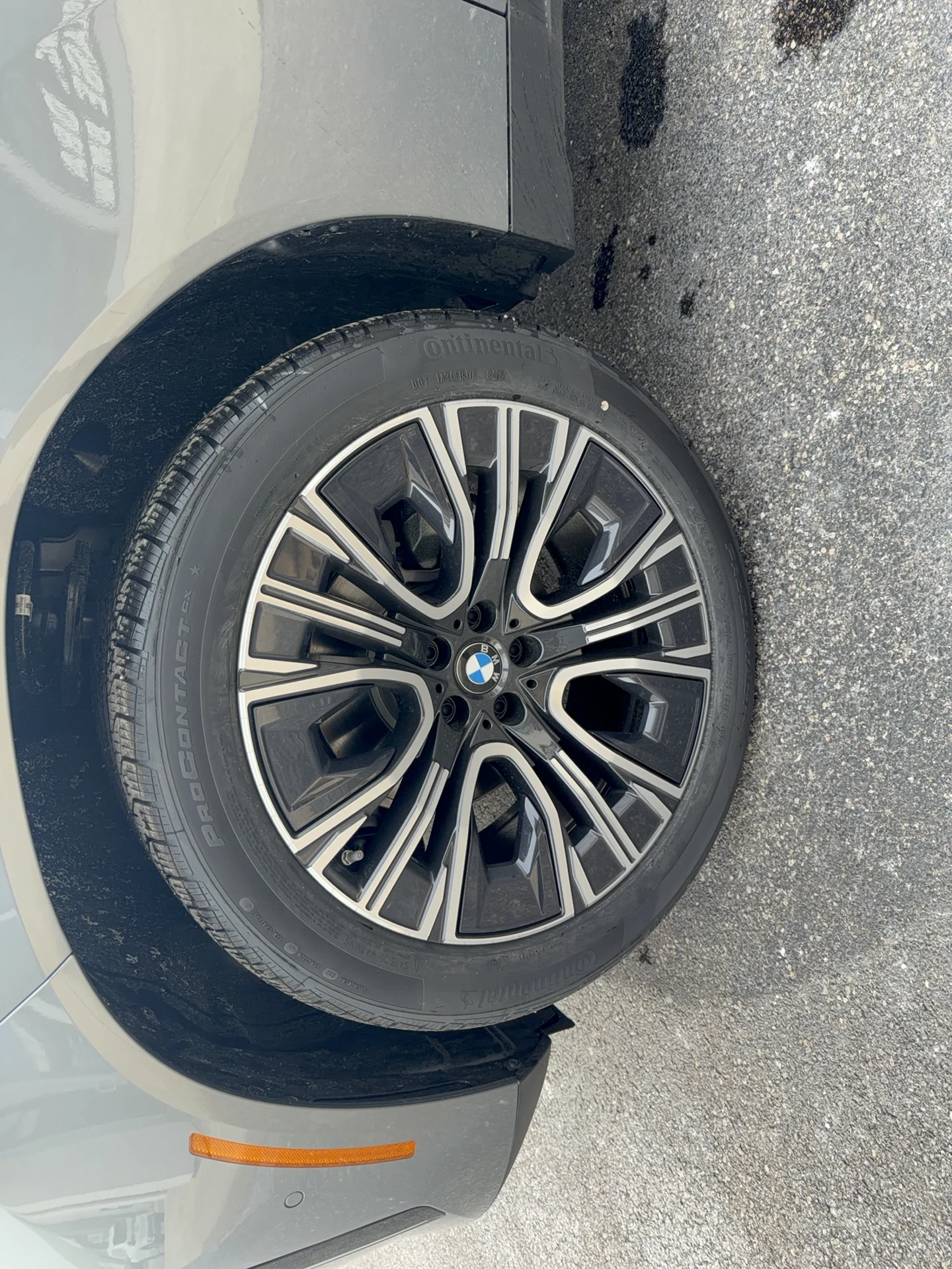 New 2026 Skyscraper Grey Metallic BMW 30 xDrive image 16