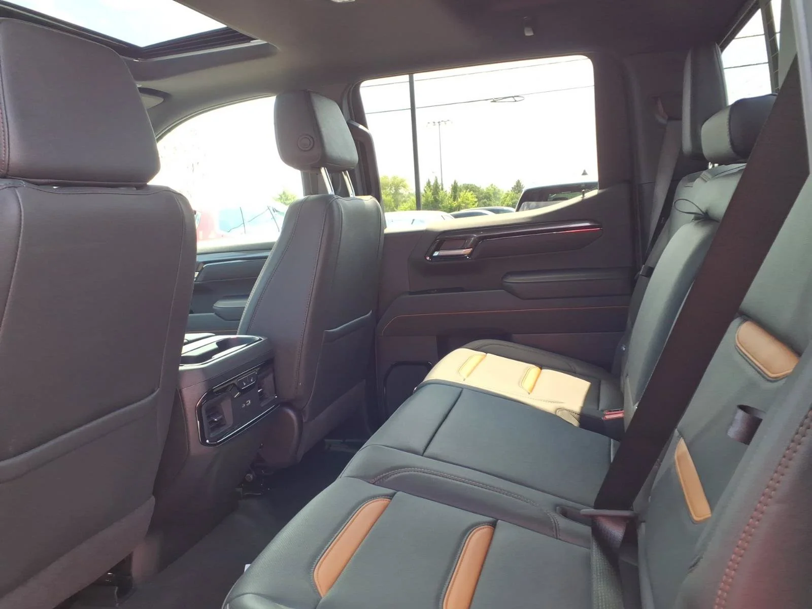 Used 2026 Summit White GMC AT4 image 26