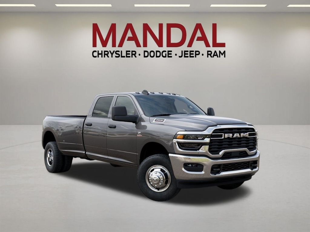 New 2026 Granite Crystal Metallic Clear-Coat Exterior Paint RAM Tradesman image 5