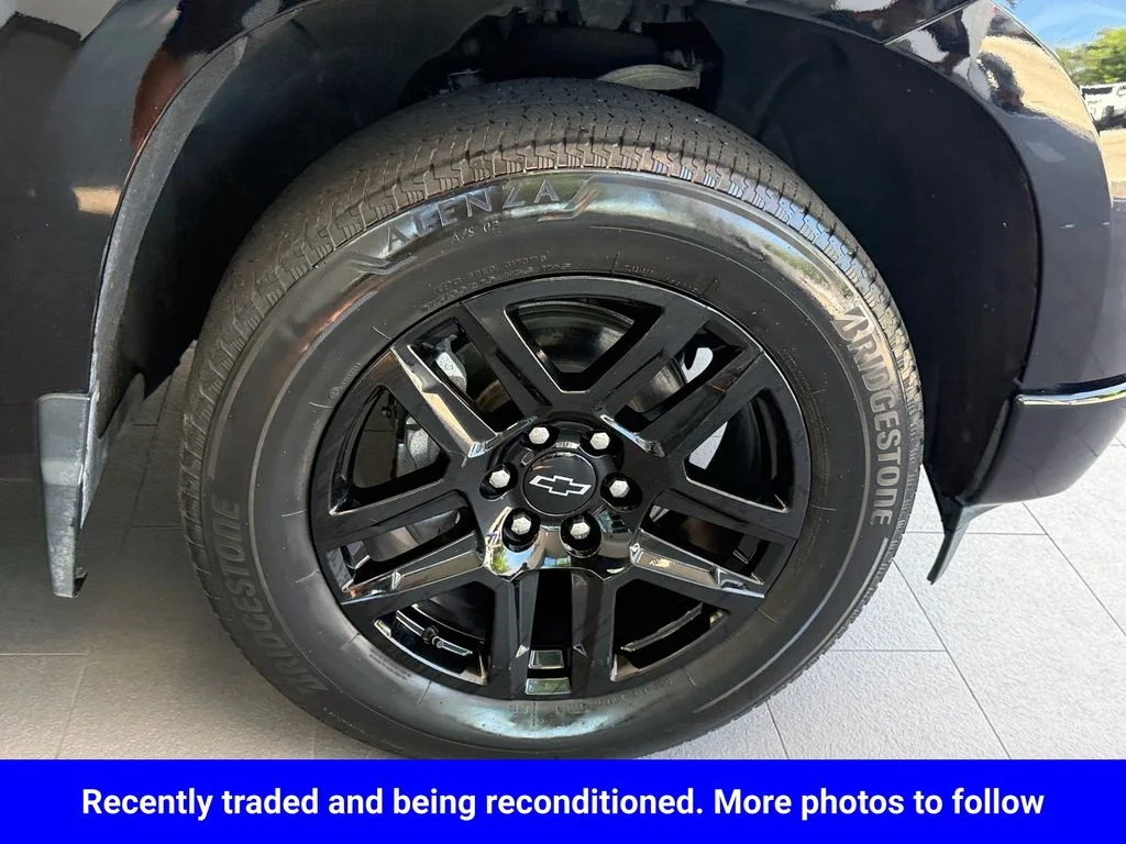 Used 2023 Black Chevrolet Custom image 19
