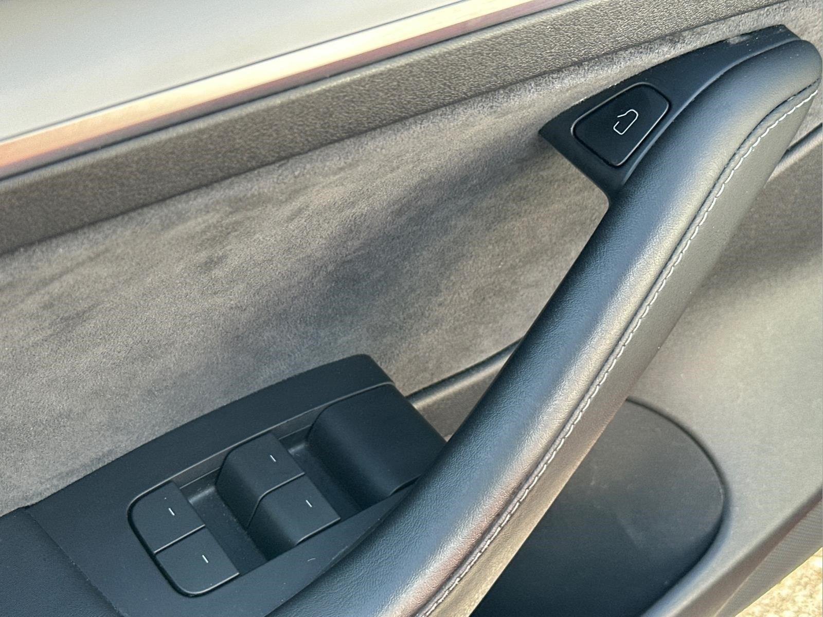 2022 Tesla Model 3 Long Range - Photo 20