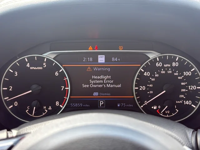 Used 2021 Black Nissan 2.5 Platinum image 12