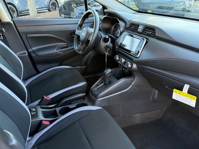 Used 2025 Silver Nissan 1.6 S image 29
