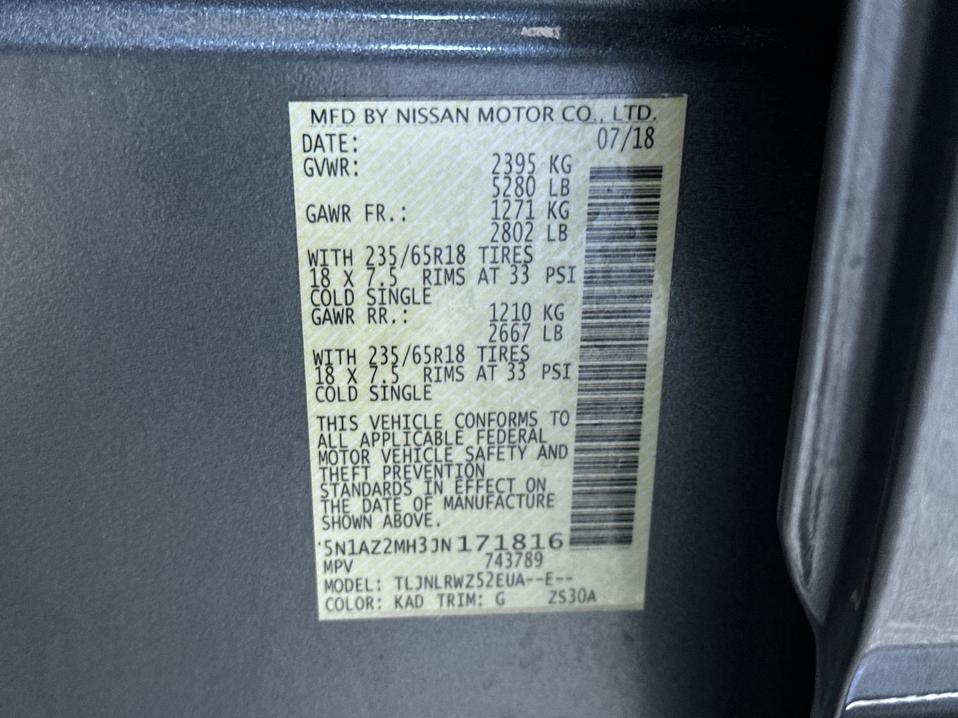 Used 2018 Gun Metallic Nissan SL image 13