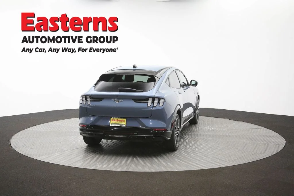Used 2024 Blue Ford Premium image 33