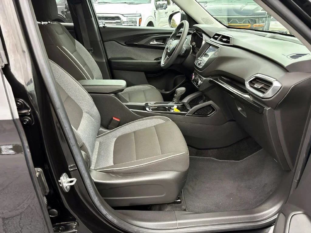 Used 2022 Black Metallic Chevrolet LT image 16
