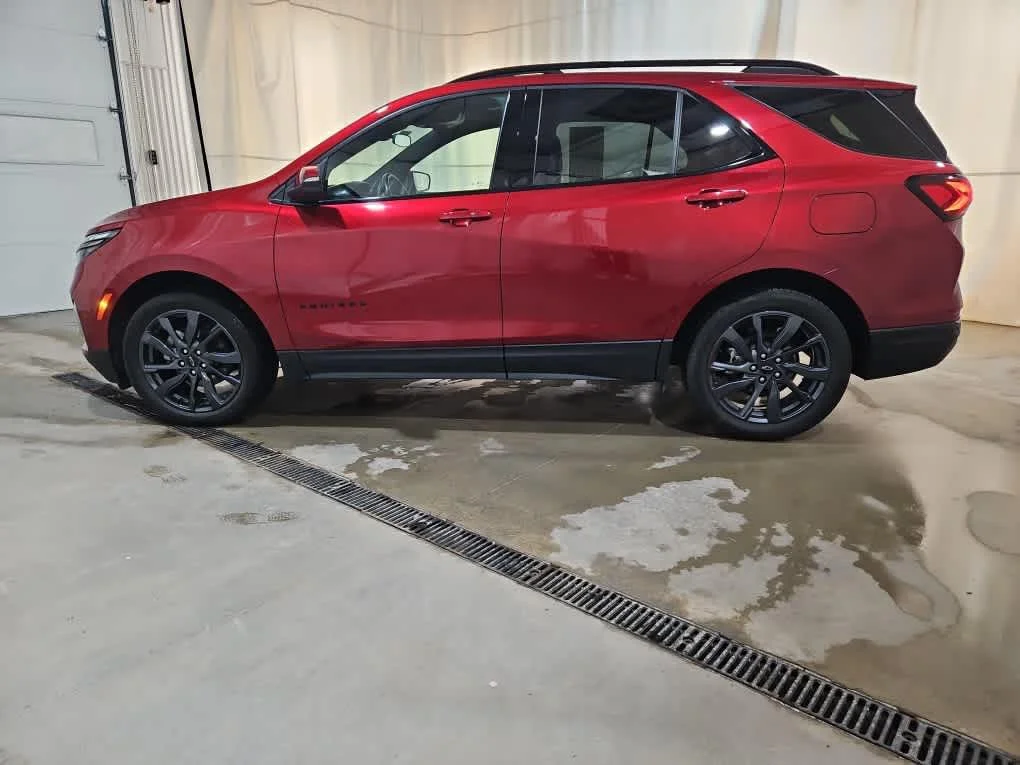 Used 2022 Cherry Red Tintcoat Chevrolet RS image 3