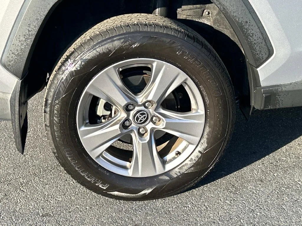 Used 2024 Silver Toyota XLE image 9