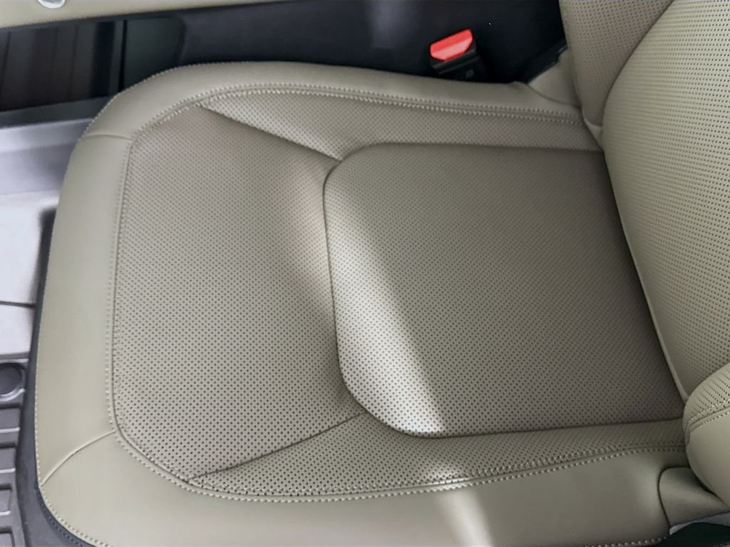 New 2026 Gondwana Stone Land Rover X-Dynamic SE image 21