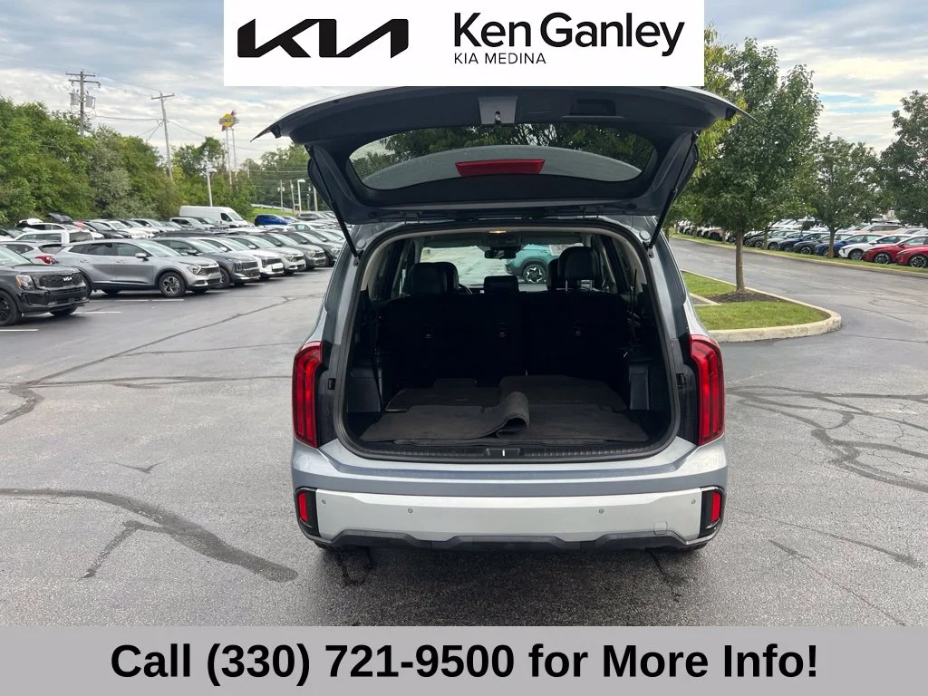 Used 2024 Silver Kia LX image 50