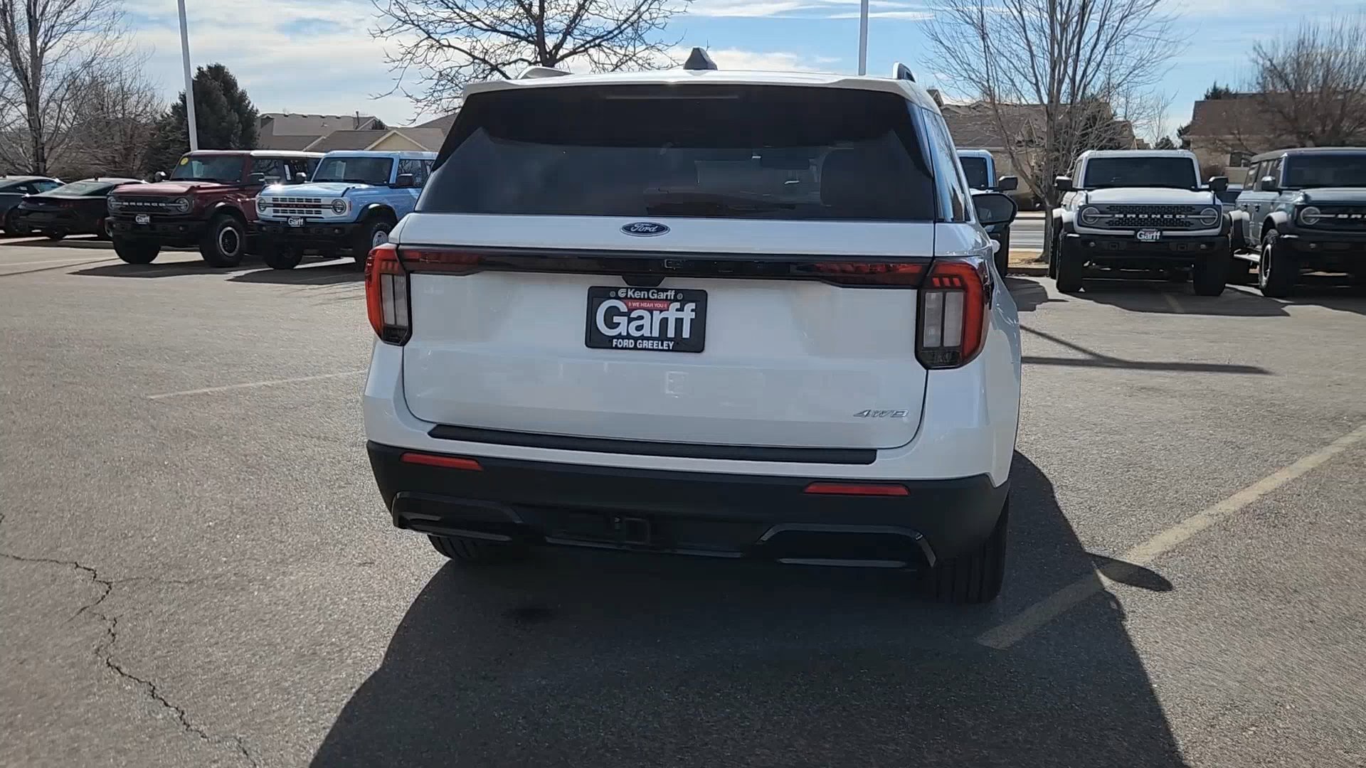 2026 Ford Explorer ST-Line - Photo 12