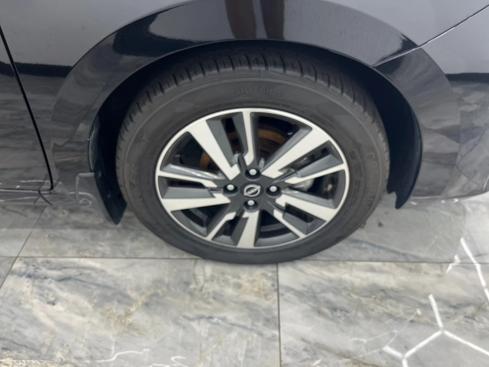 Used 2024 Super Black Nissan SV image 38