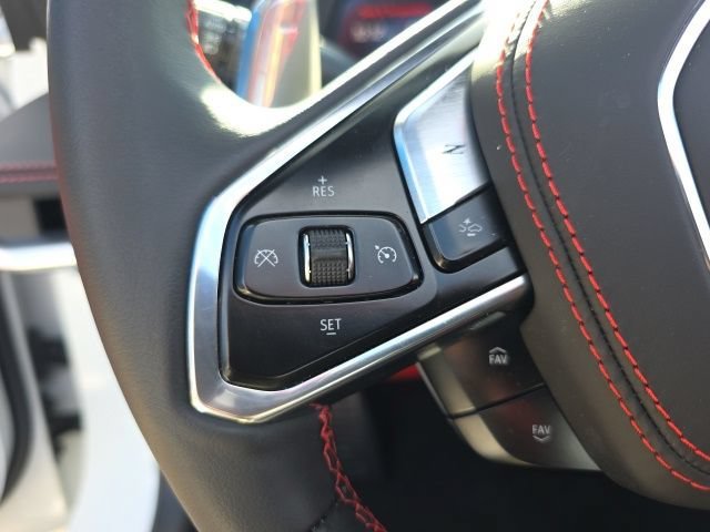 Used 2024 Arctic White Chevrolet 3LT image 24