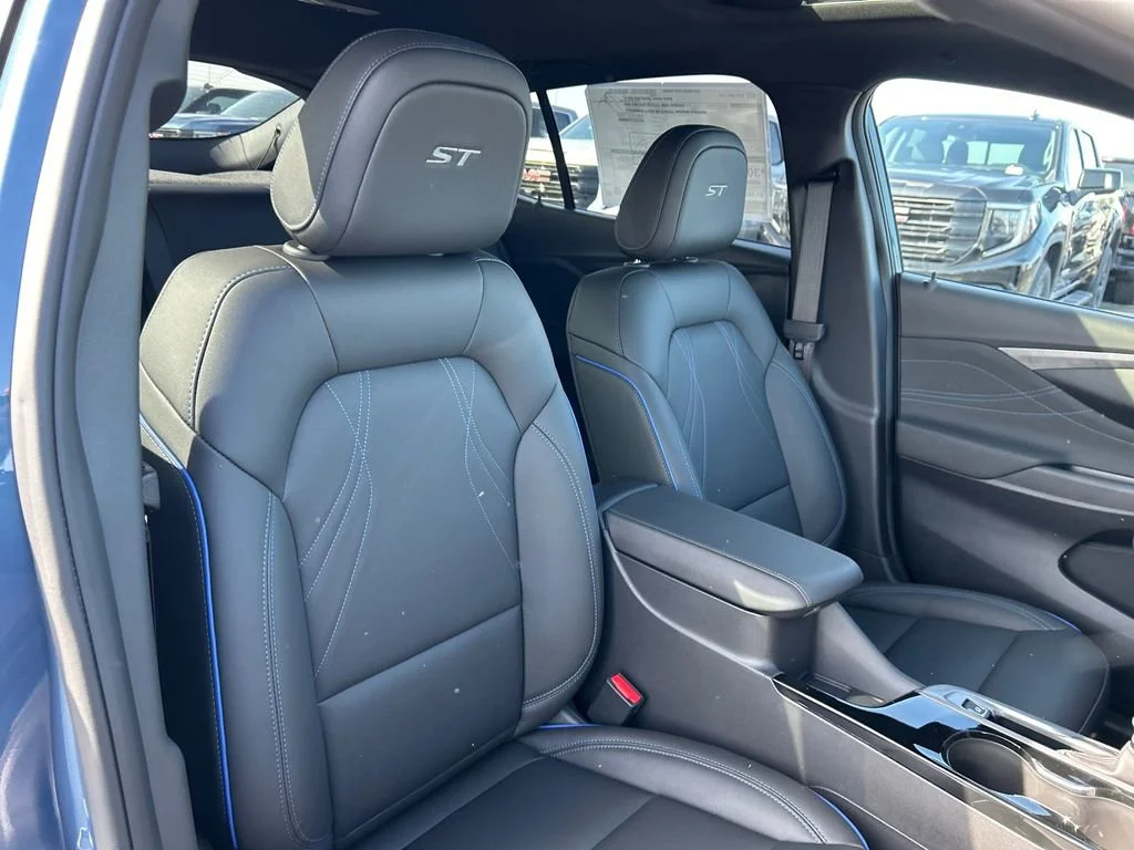 2026 Buick Envista Sport Touring - Photo 36