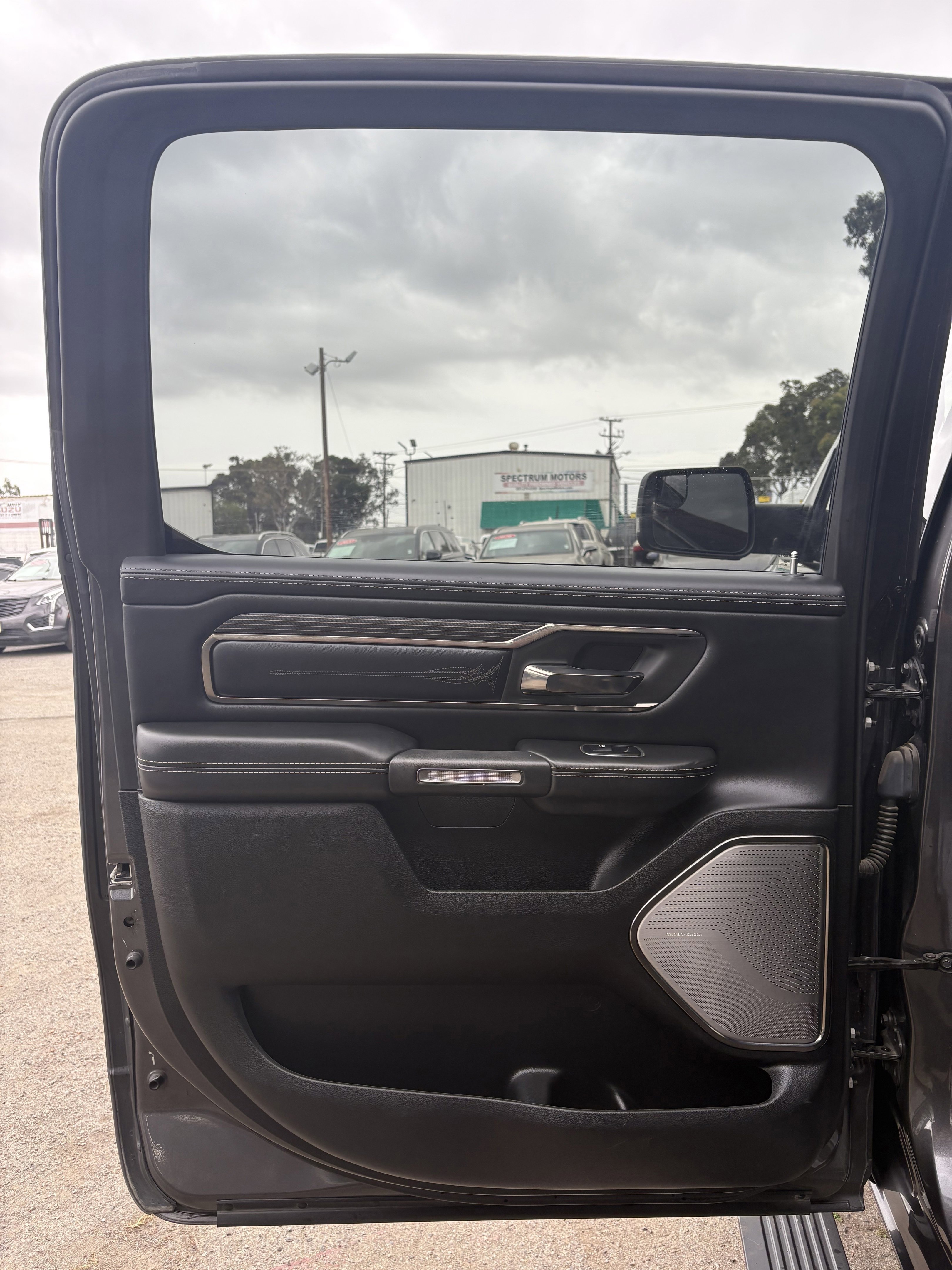 Used 2019 Granite Crystal Metallic Clearcoat Ram Limited image 10