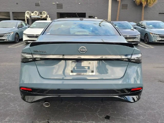 New 2027 Atlantic Gray Metallic / Super Black Two-tone Nissan SR image 5