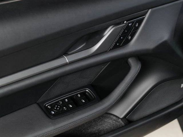 Used 2025 Volcano Grey Metallic Porsche  image 22