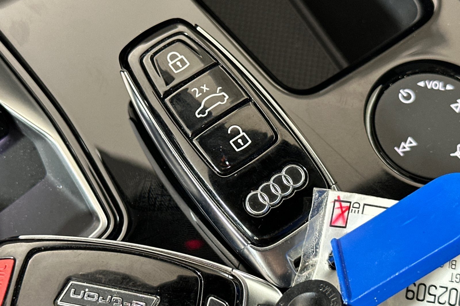 Used 2024 Mythos Black Metallic Audi Premium Plus quattro image 24