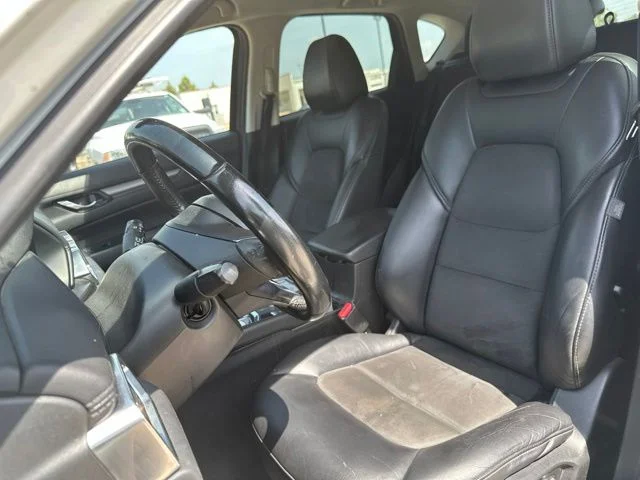 Used 2018 White Mazda Touring image 18