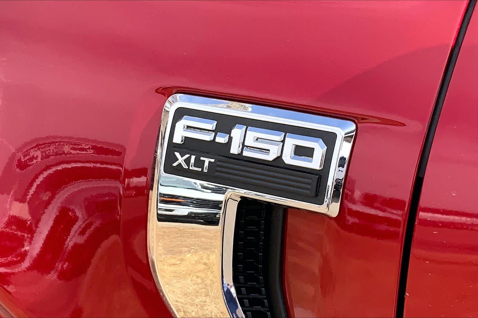 New 2026 Ruby Red Metallic Tinted Clearcoat Ford XLT image 15