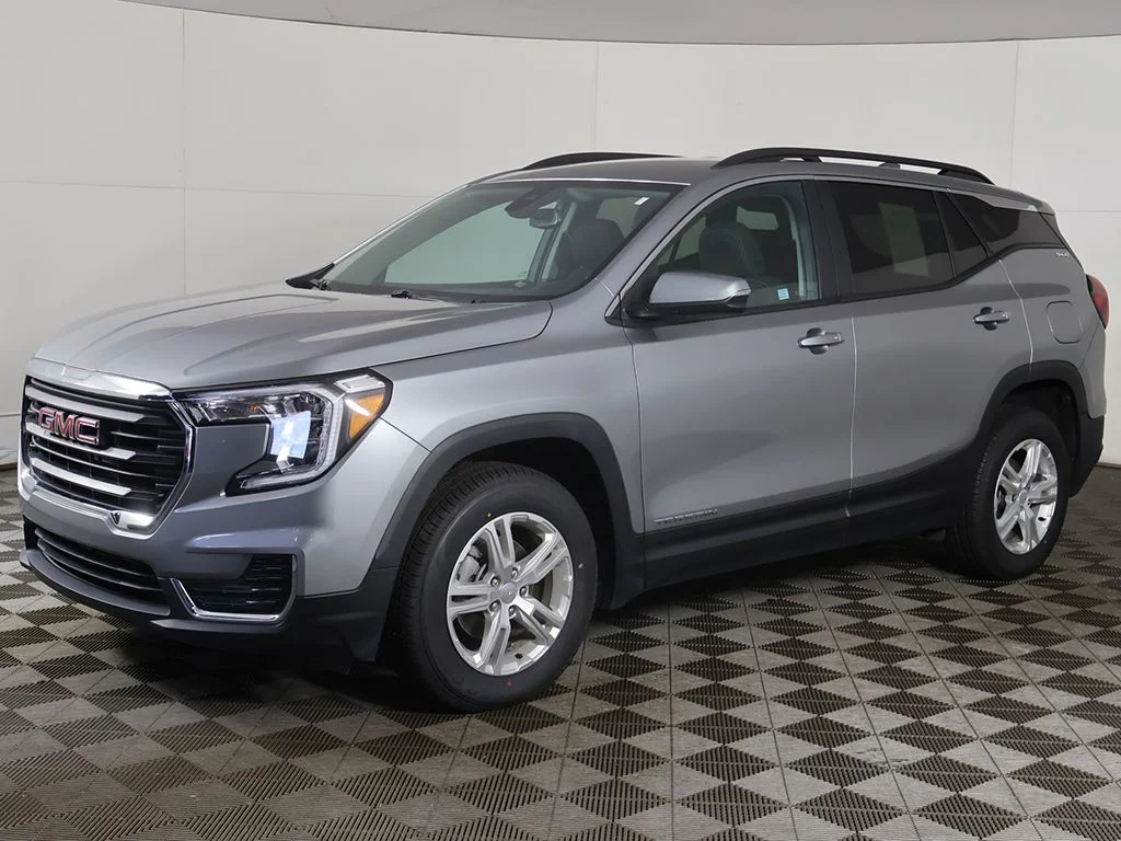 Used 2023 Silver GMC SLE image 6