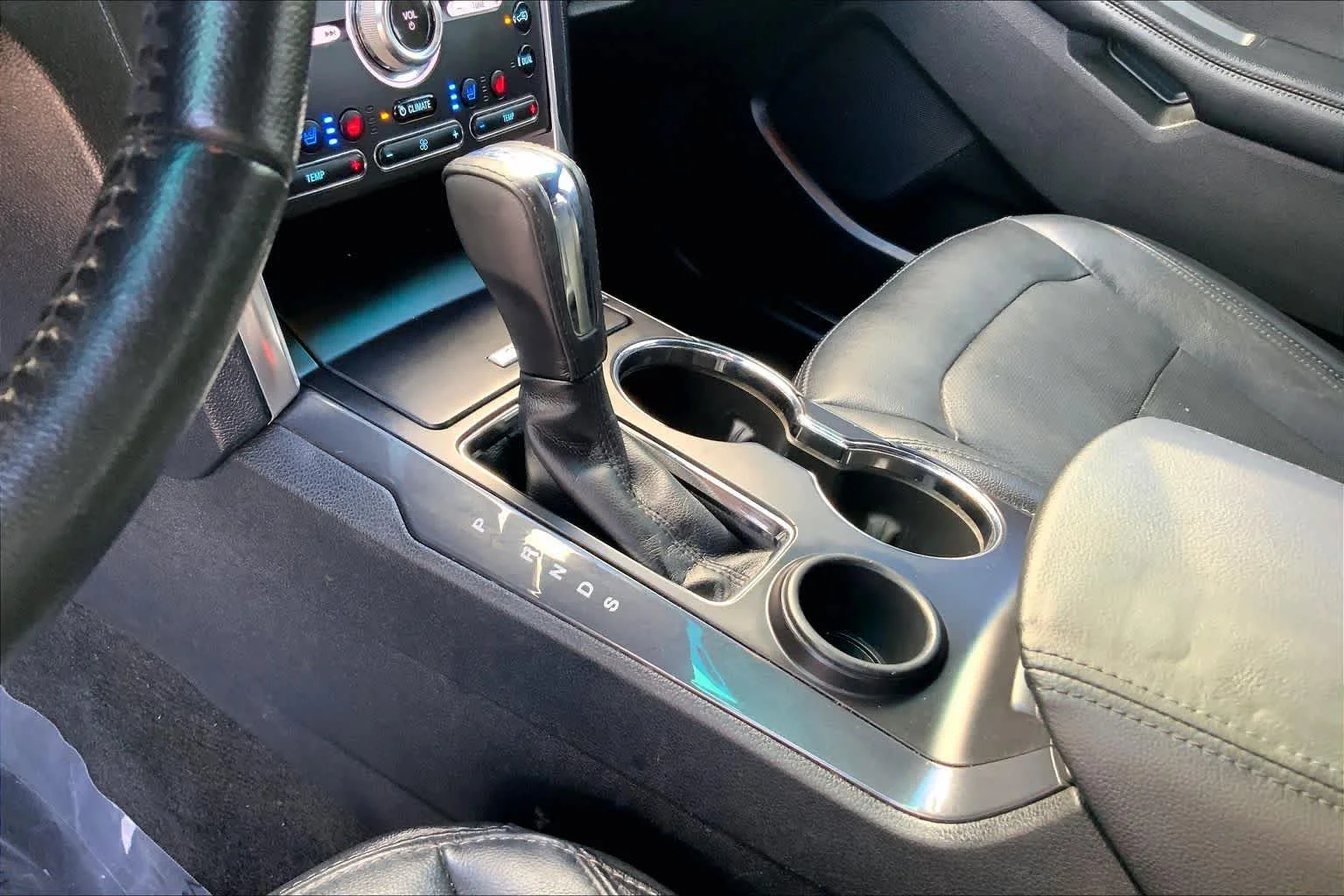 Used 2017 Magnetic Metallic Ford Limited image 13