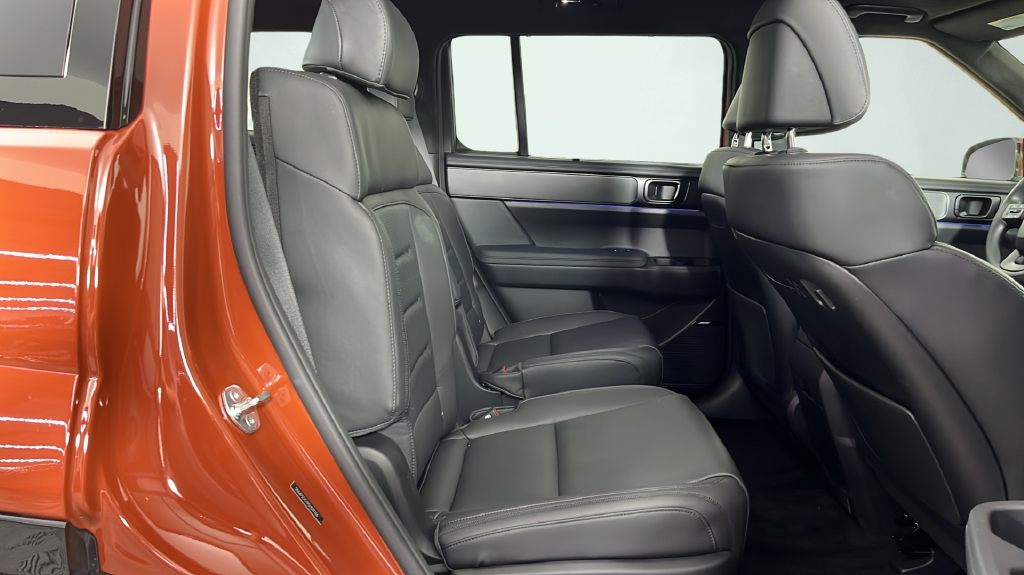 Used 2025 Orange Hyundai Calligraphy image 19